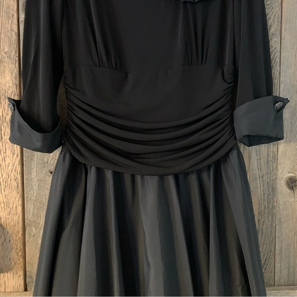 Women’s 12 JESSICA HOWARD Black Retro 60's Look JUNE CLEAVER Holiday Midi Dress - Picture 4 of 16